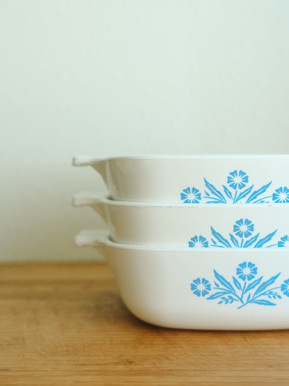 VINTAGE CorningWare Set of 3, 1 Qt. Casserole Dishes with Blue Cornflower